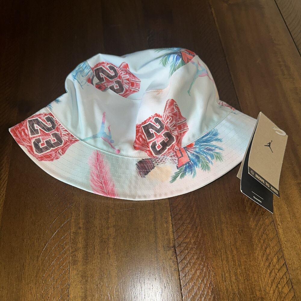 Nike Jordan Apex Reversible Bucket Hat Jumpman Logo Sail Unisex HV1096-133 Large